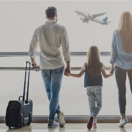 Προτείνει τέλος 20 ευρώ για αφίξεις πολιτών εκτός ΕΕ που εξαιρούνται από την υποχρέωση θεώρησης η Κομισιόν Προτείνει τέλος 20 ευρώ για αφίξεις πολιτών εκτός ΕΕ που εξαιρούνται από την υποχρέωση θεώρησης η Κομισιόν