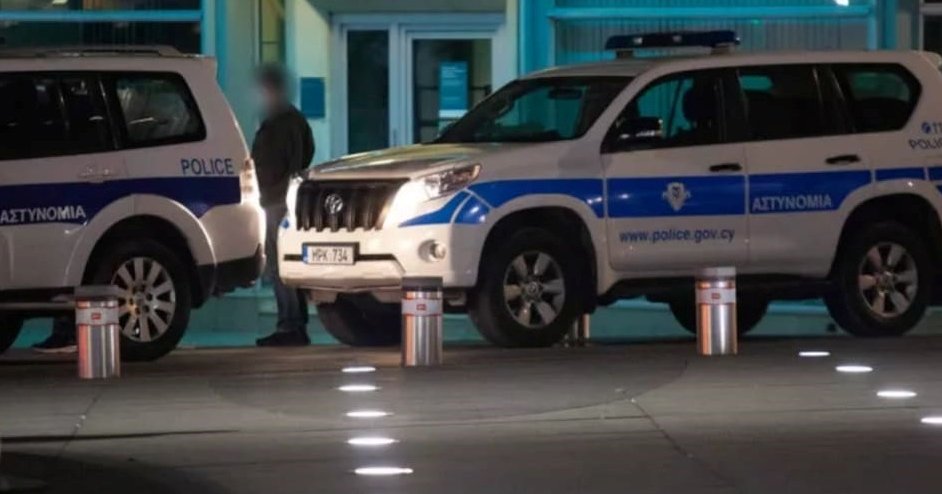 Ψάχνουν τους ρόλους του ειδικού αστυφύλακα και των άλλων δύο για τον εμπρησμό οχήματος πατέρα ανακριτή του ΤΑΕ