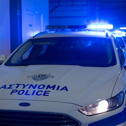 Ισραηλινός κατήγγειλε επίθεση από ανήλικους την ώρα που κρεμμούσε αφίσες παιδιών στη Λάρνακα