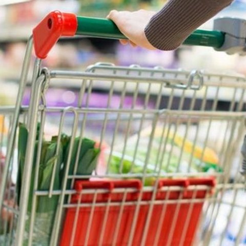 Καταγγελία από Υπ. Προστασίας Καταναλωτή-«Οι προσφορές των υπεραγορών κοστίζουν περισσότερο»