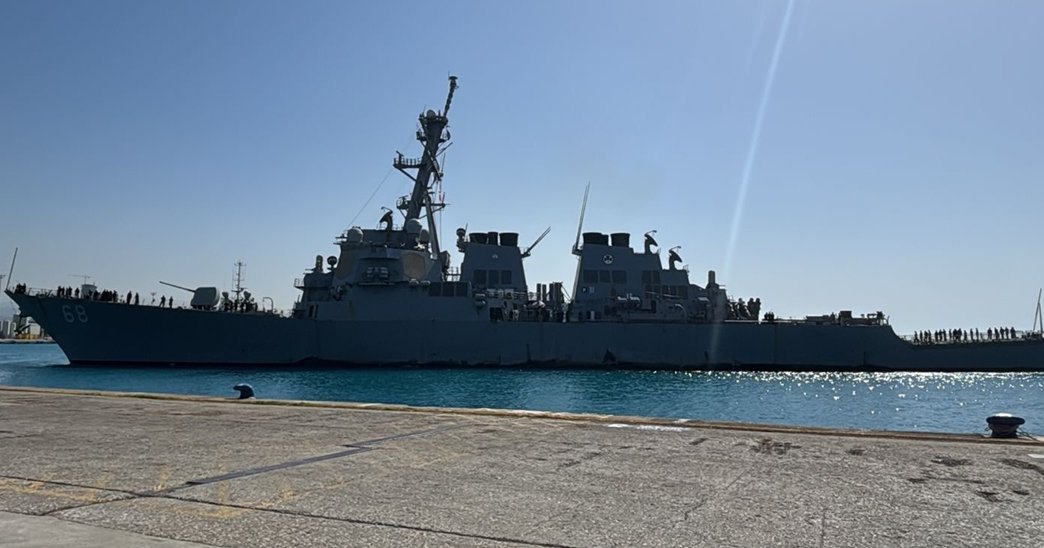 Στην Κύπρο το αμερικανικό αντιτορπιλλικό USS THE SULLIVANS (pic)