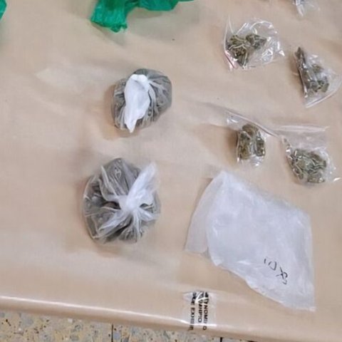 Συνελήφθη 38χρονος που εντοπίστηκε κάνναβης και έκσταση στην οικία του