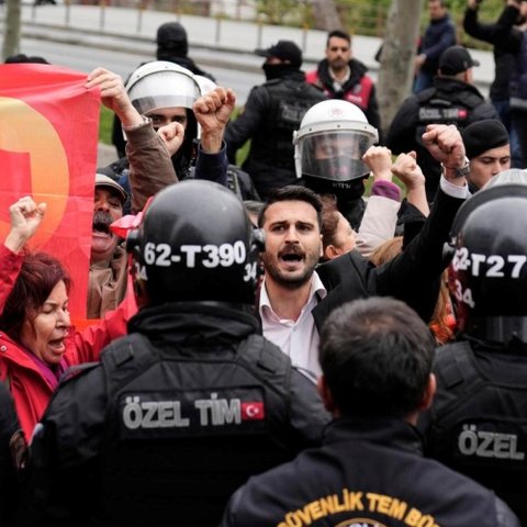 Ξεπέρασαν τις 400 οι συλλήψεις στην Κωνσταντινούπολη από τις συγκεντρώσεις για την Εργατική Πρωτομαγιά
