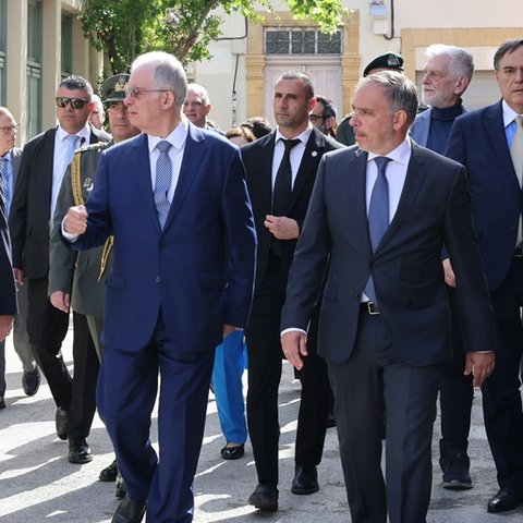 Επίσκεψη Τασούλα στο Δημαρχείο Λευκωσίας-Περιηγήθηκε στη γραμμή κατάπαυσης πυρός (pics)