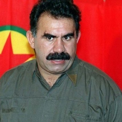 Mήνυμα του Οτσαλάν μέσω βίντεο στα μέλη του ΡΚΚ να καταθέσουν τα όπλα τους