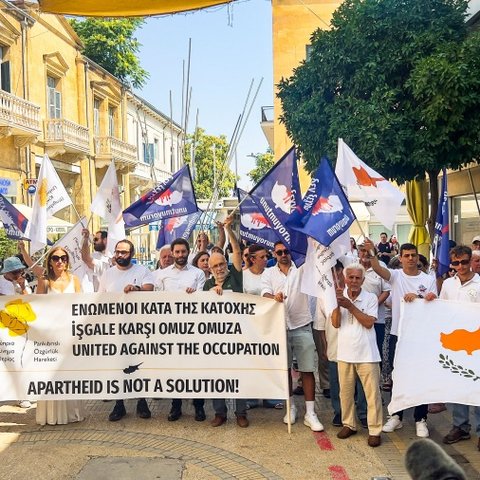 Αντικατοχική εκδήλωση στο οδόφραγμα Λήδρας από το Παγκύπριο Κίνημα Ελευθερίας