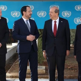 Πρότεινε συγκεκριμένες ημερομηνίες για τη νέα συνάντηση με Τατάρ η Κυβέρνηση-Αναμένουν να κλειδώσει η συνάντηση