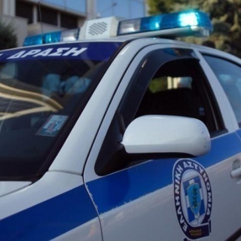 Πίτμπουλ κατασπάραξαν γυναίκα μέσα στο διαμέρισμά της στην Ελλάδα-Βρέθηκε νεκρή από το γιο της