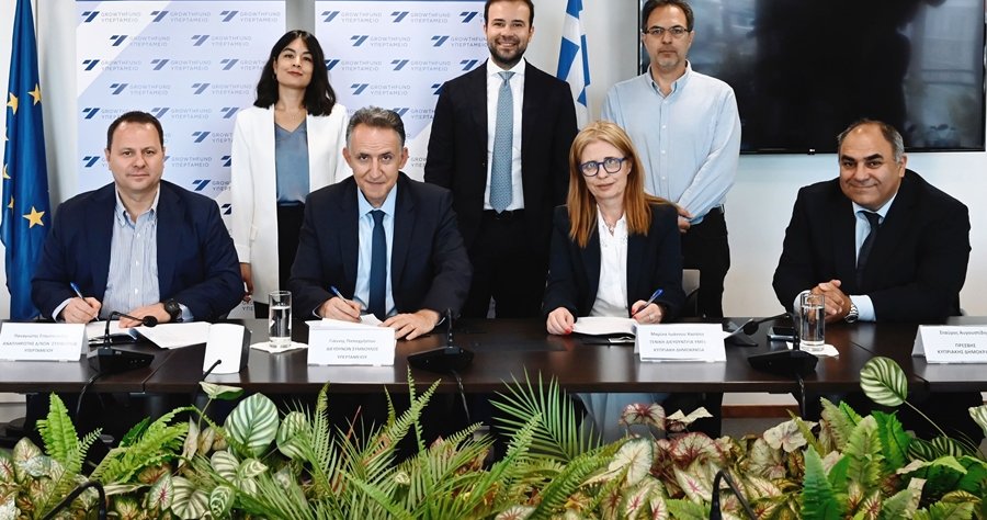 Συμφωνία συνεργασίας Υπ. Μεταφορών-Υπερταμείου Ελλάδας, αναλαμβάνει μελέτη για λιμάνι Λάρνακας