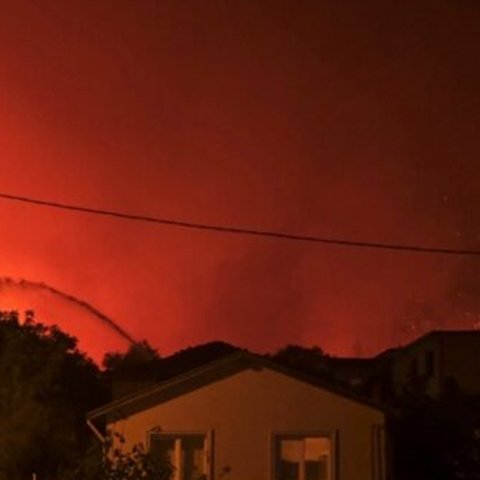 Σε πύρινο κλοιό η Τουρκία-Ραγδαία η εξάπλωση της φωτιάς στην Προύσα, δύο νεκροί