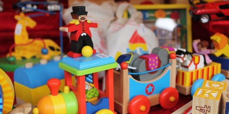 shopping-kids-toys-trains-web