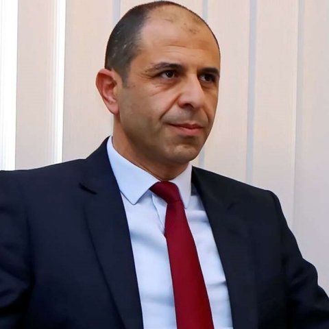 Σύσταση κοινής επιτροπής για τις περιουσίες προτείνει ο Όζερσαϊ