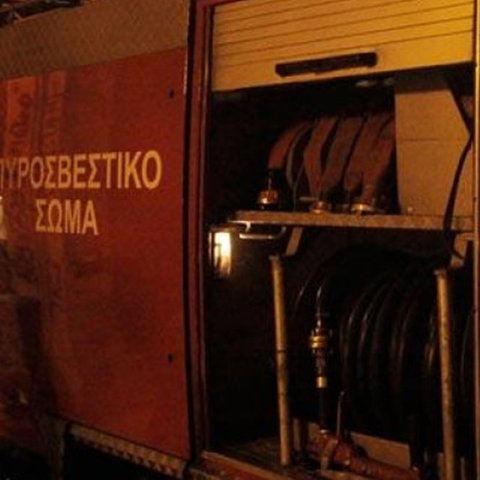 Εύφλεκτη ύλη εντοπίστηκε στο χωράφι που τυλίχθηκαν στις φλόγες επτά οχήματα στο Τσέρι-Επηρεάστηκε και όγδοο