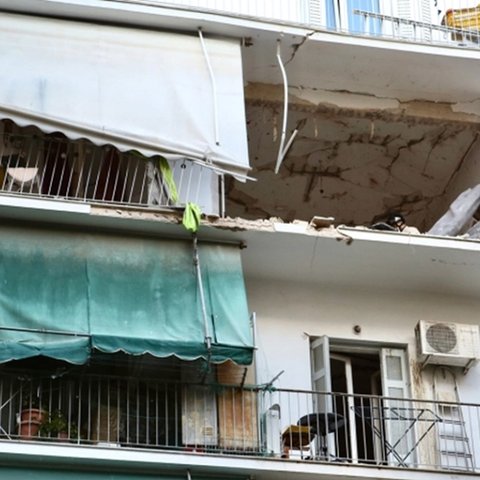 Αυτοσχέδια βόμβα προκάλεσε την έκρηξη στο διαμέρισμα-γιάφκα-Εντοπίστηκαν δύο όπλα