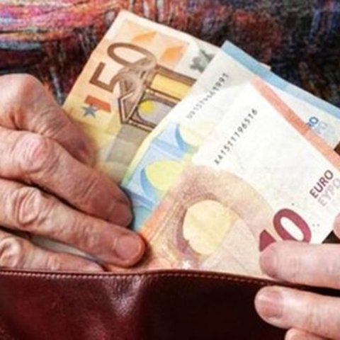 Πράσινο Υπουργικού για αυξήσεις κατά 5,94% στις συντάξεις-Από 483,77 ευρώ αυξάνονται στα 512,50