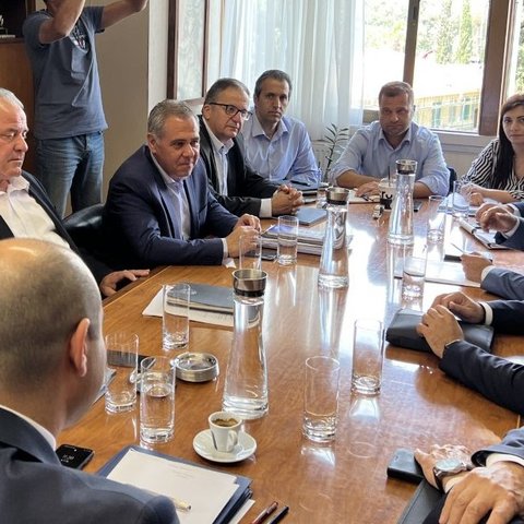 Συνάντηση Παναγιώτου με τις συνδικαλιστικές οργανώσεις-Προσπάθειες να καταλήξουν σε συμφωνία για ΑΤΑ