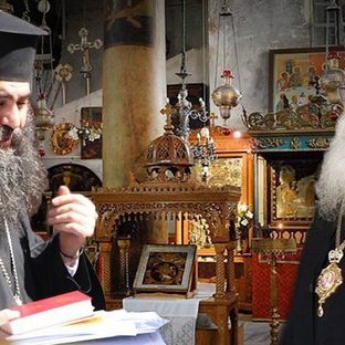 Δριμύ κατηγορώ υποστηρικτών Τυχικού στον Αρχιεπίσκοπο-«Έχετε ήδη και προ της δίκης καταδικάσει τον Μητροπολίτη»