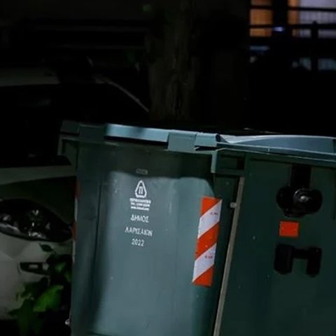 Πάνω από 25 φορές μαχαίρωσε τη μητέρα του ο 21χρονος-Βρέθηκε σε κάδο το μαχαίρι
