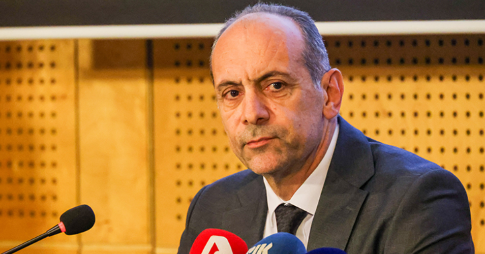 Μετά το σάλο και τις σφοδρές επικρίσεις ανακαλεί το «ατυχές περιστατικό» ο Χαρτσιώτης για τα θύματα-«Ένα τραγικό γεγονός»