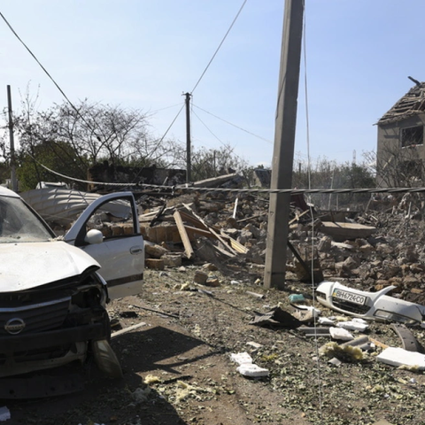 Η Ρωσία βομβαρδίζει την Ουκρανία με πυραύλους και Drones-Αλλεπάλληλες εκρήξεις στο Κίεβο