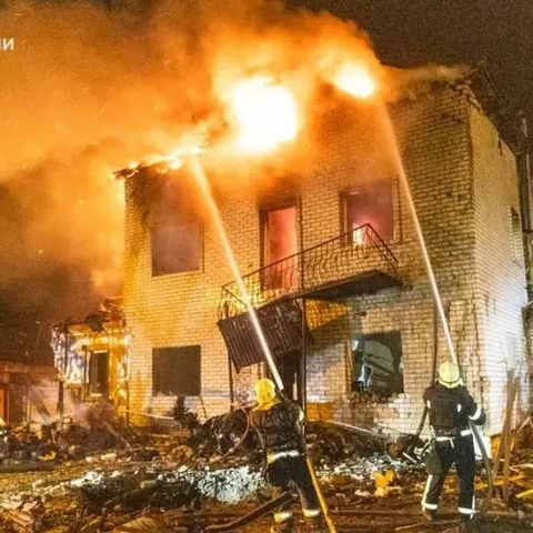 Δύο νεκροί και 17 τραυματίες από την πρωτοφανούς κλίμακας ρωσική επίθεση εναντίον του Χαρκόβου
