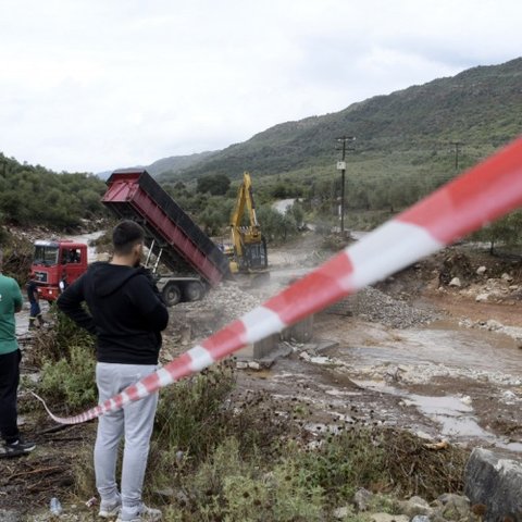 Νεκρός βρέθηκε ο 52χρονος που είχε παρασυρθεί από χείμαρρο στο Αγρίνιο