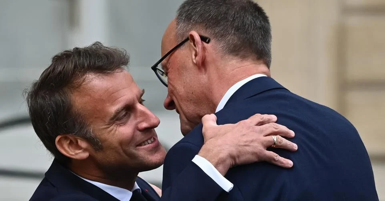 macronmerz-jpg