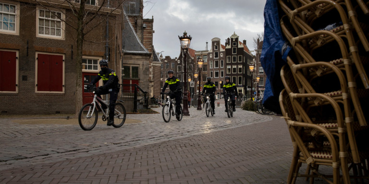 8d35649a-c232-4b42-8fea-248c04e6fd1c.jpg