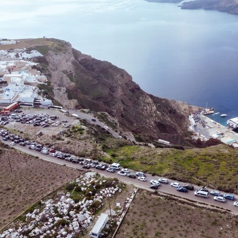 Συνεχίζεται ο χορός των Ρίχτερ στη Σαντορίνη-Καθησυχάζουν οι ειδικοί