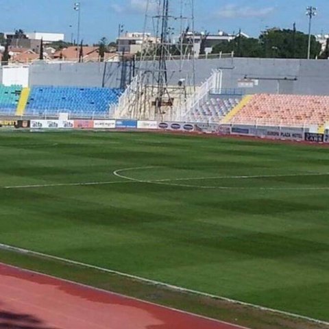 Χρονοδιαγράμματα για Μακάρειο Στάδιο και λύσεις για σωματεία ζητά