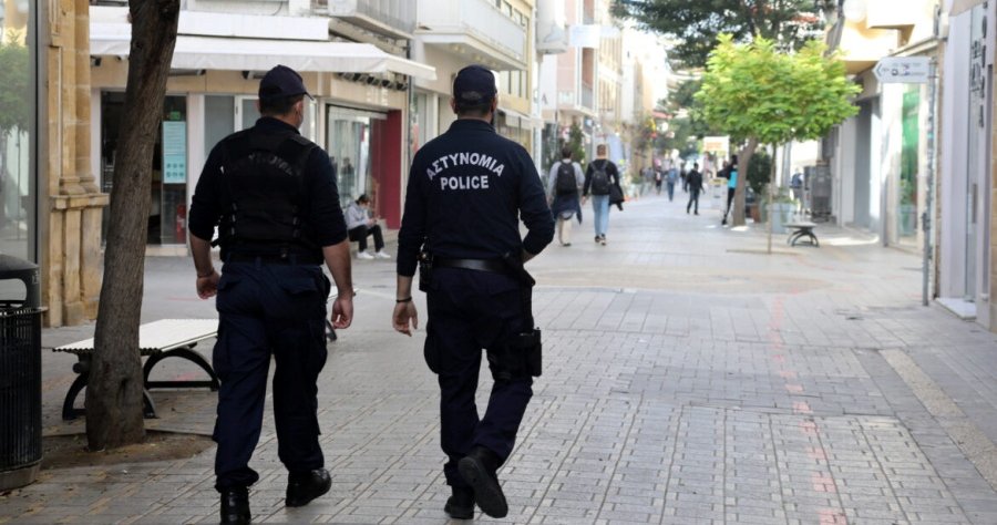 Μαζικοί έλεγχοι σε όλες τις πόλεις από την Αστυνομία-Συλλήψεις και καταγγελίες