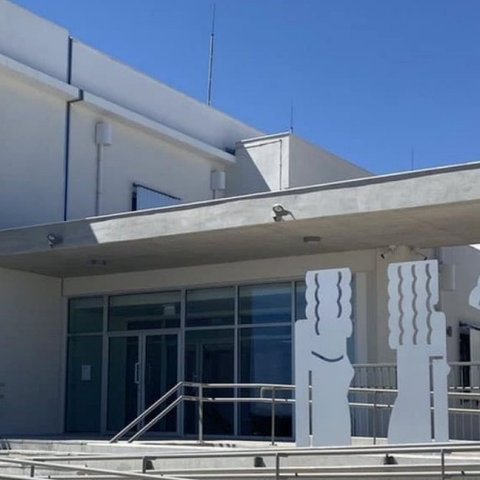 Σε δίκη εννέα πρόσωπα για τον ξυλοδαρμό 51χρονου και μάνας ενός βρέφους-Του έσπασαν την τηλεόραση στο κεφάλι