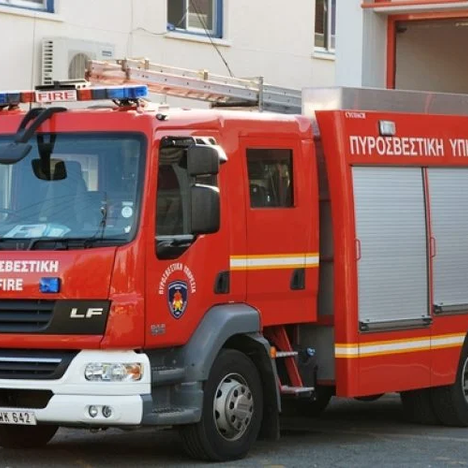 Φωτιά σε αποθήκη με γεωργικό εξοπλισμό στην Πόλη Χρυσοχούς