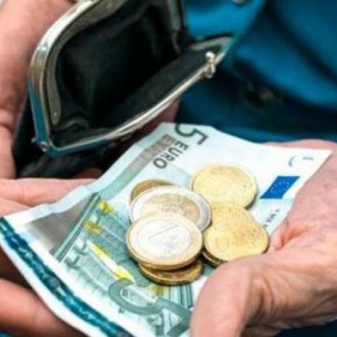 Απάντησε στις επικρίσεις για τους χαμηλοσυνταξιούχους ο Πρόεδρος-«Προηγήθηκε ένα πακέτο 196 εκ. ευρώ »