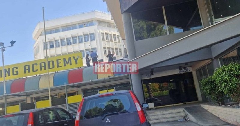 Η νεκροτομή θα ρίξει φως στις συνθήκες θανάτου του άντρα που βρέθηκε σε ταράτσα