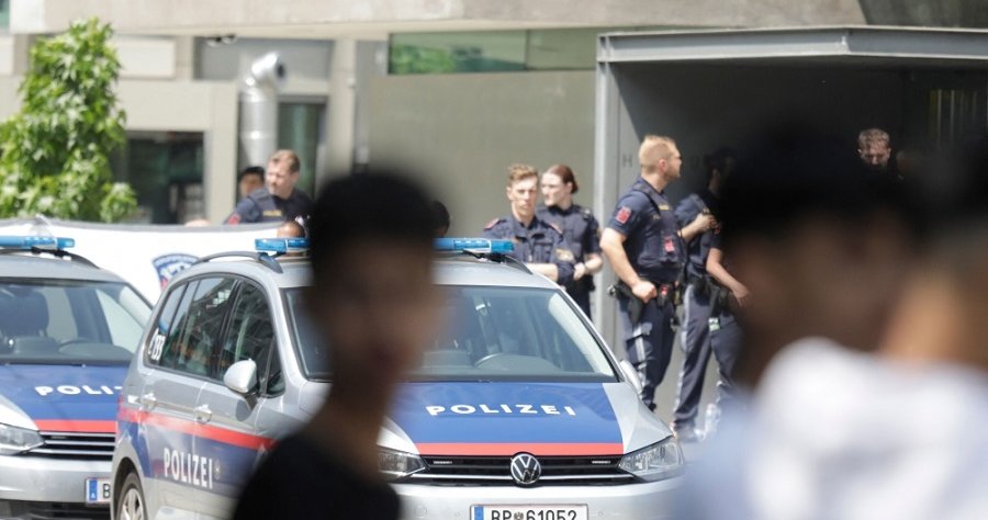 Συγκλονισμένος ο Πρόεδρος Χριστοδουλίδης από την επίθεση σε σχολείο στην Αυστρία Συγκλονισμένος ο Πρόεδρος Χριστοδουλίδης από την επίθεση σε σχολείο στην Αυστρία