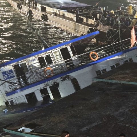 Στους 38 οι νεκροί από τη βύθιση τουριστικού σκάφους στο Βιετνάμ
