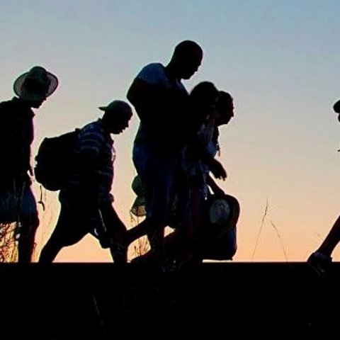 Ευρείας κλίμακας επιχείρηση από την Αστυνομία-Χειροπέδες σε 58 άτομα που διέμεναν παράνομα στην Κύπρο