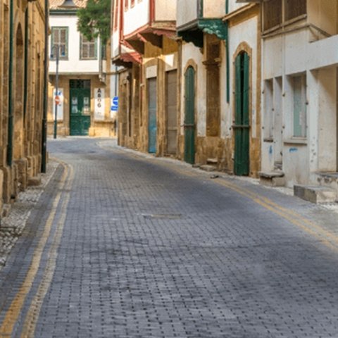 Συνελήφθησαν δύο πρόσωπα μετά από έλεγχο σε 15 διαμερίσματα στην παλιά Λευκωσία