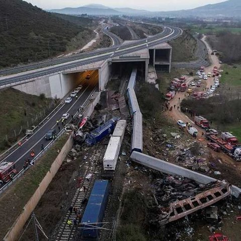 «Δικαιοσύνη μέχρι τέλους»-Βγαίνει στους δρόμους η Κύπρος για τα Τέμπη