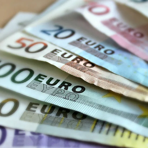 Στην Επιτροπή Οικονομικών οι άμεσες μεταφορές πιστώσεων σε ευρώ στην Ευρώπη