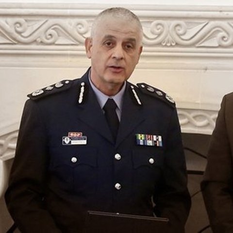Επιπολαιότητες, (επιλεκτικές) διαρροές και ανεξήγητοι χειρισμοί συντηρούν την Αστυνομία ως αγκάθι