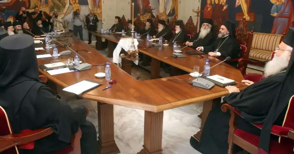 Τον Ιούνιο η επόμενη Ιερά Σύνοδος-Περιμένει την υπογραφή λιβέλου πίστεως από Τυχικό ο Αρχιεπίσκοπος Τον Ιούνιο η επόμενη Ιερά Σύνοδος-Περιμένει την υπογραφή λιβέλου πίστεως από Τυχικό ο Αρχιεπίσκοπος
