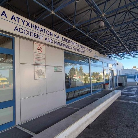 Ζήτησε περισσότερες κλίνες από τα ιδιωτικά νοσηλευτήρια ο Δαμιανός λόγω αυξημένων αναγκών τις γιορτές