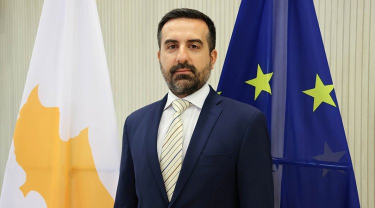 YF_METANASTEYSHS_IOANNIDES
