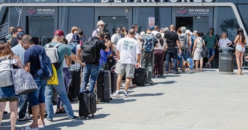 Επαναπατρίστηκαν πέραν των 1.500 Ισραηλινών με σκάφος από την Κύπρο
