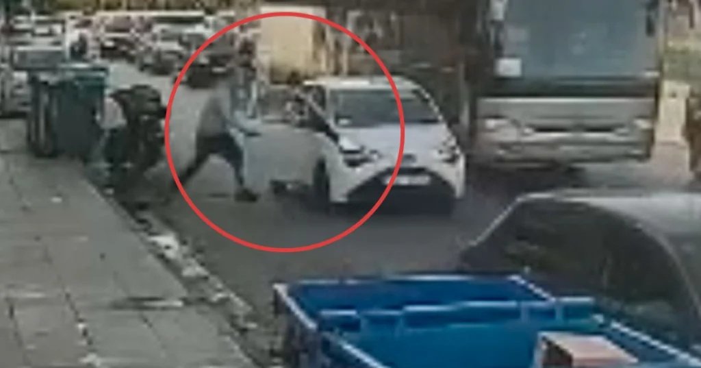 Βίντεο ντοκουμέντο από τη στιγμή που ο 24χρονος ξεφεύγει από τους απαγωγείς-Γεμάτος αυτοκίνητα ο δρόμος
