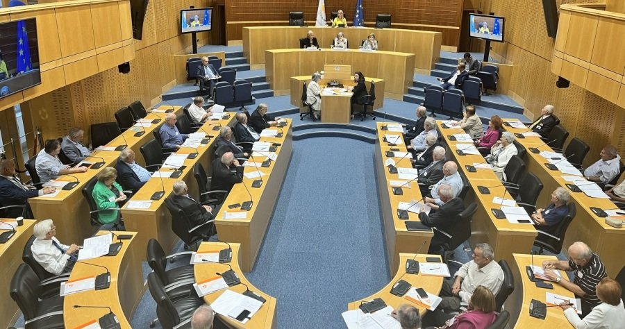 Είδαν Δαμιανό και έθεσαν τα προβλήματά τους τα μέλη της Επιτροπής Υγείας της Βουλής των Γερόντων Είδαν Δαμιανό και έθεσαν τα προβλήματά τους τα μέλη της Επιτροπής Υγείας της Βουλής των Γερόντων