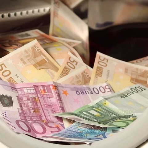 Στο ΤΑΕ Λεμεσου δύο ύποπτοι για υπόθεση ξεπλύματος παράνομου χρήματος