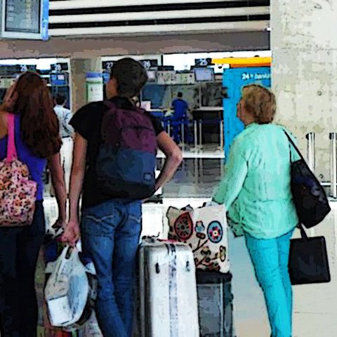 Με τις βαλίτσες στο χέρι οι Κύπριοι, ανάρπαστα τα πακέτα για τα τριήμερα-Οι τιμές και οι προορισμοί